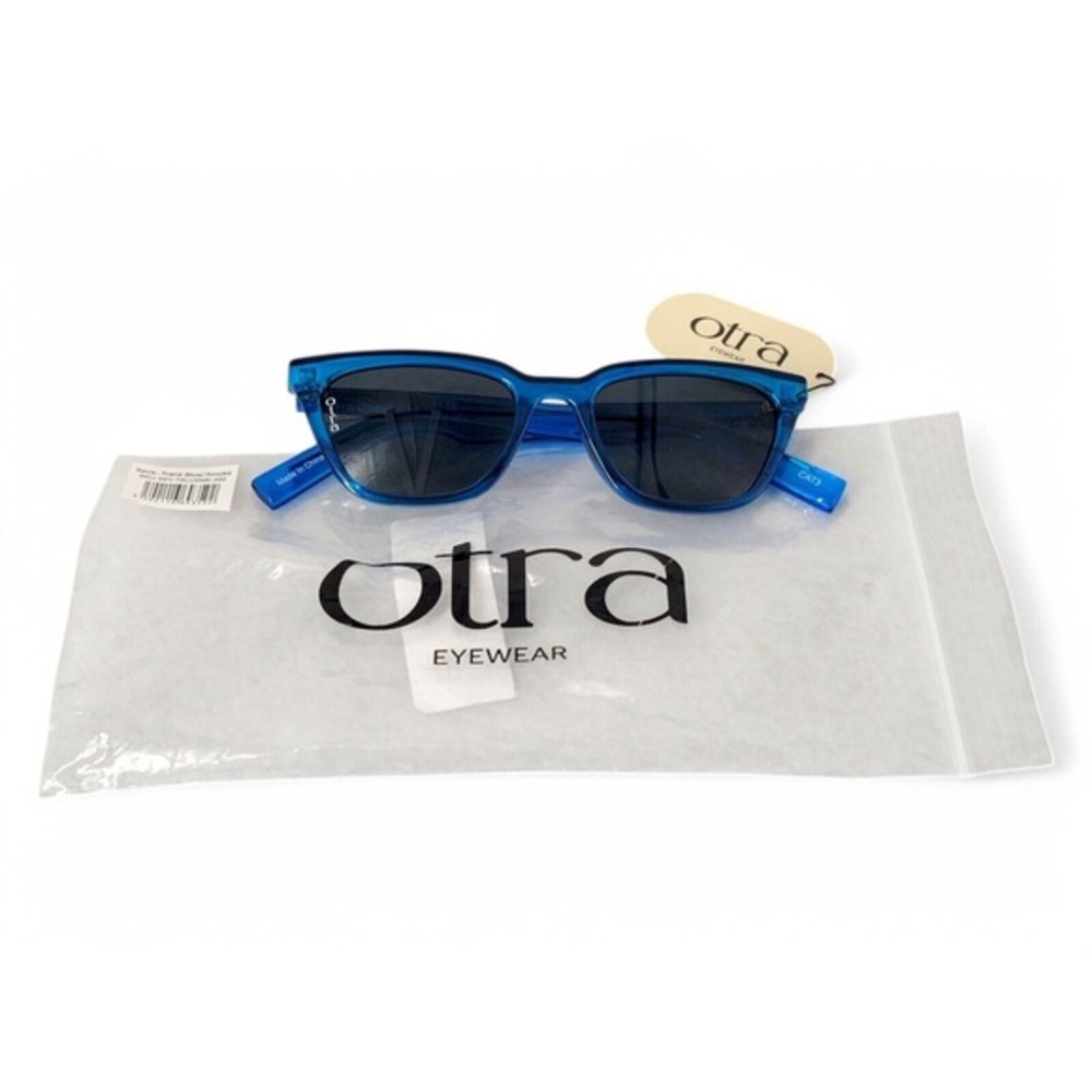 Otra Seva Trans Blue Smoke Sunglasses NWT UV400 CAT3 Unisex Retro Rectangle - Picture 3 of 8